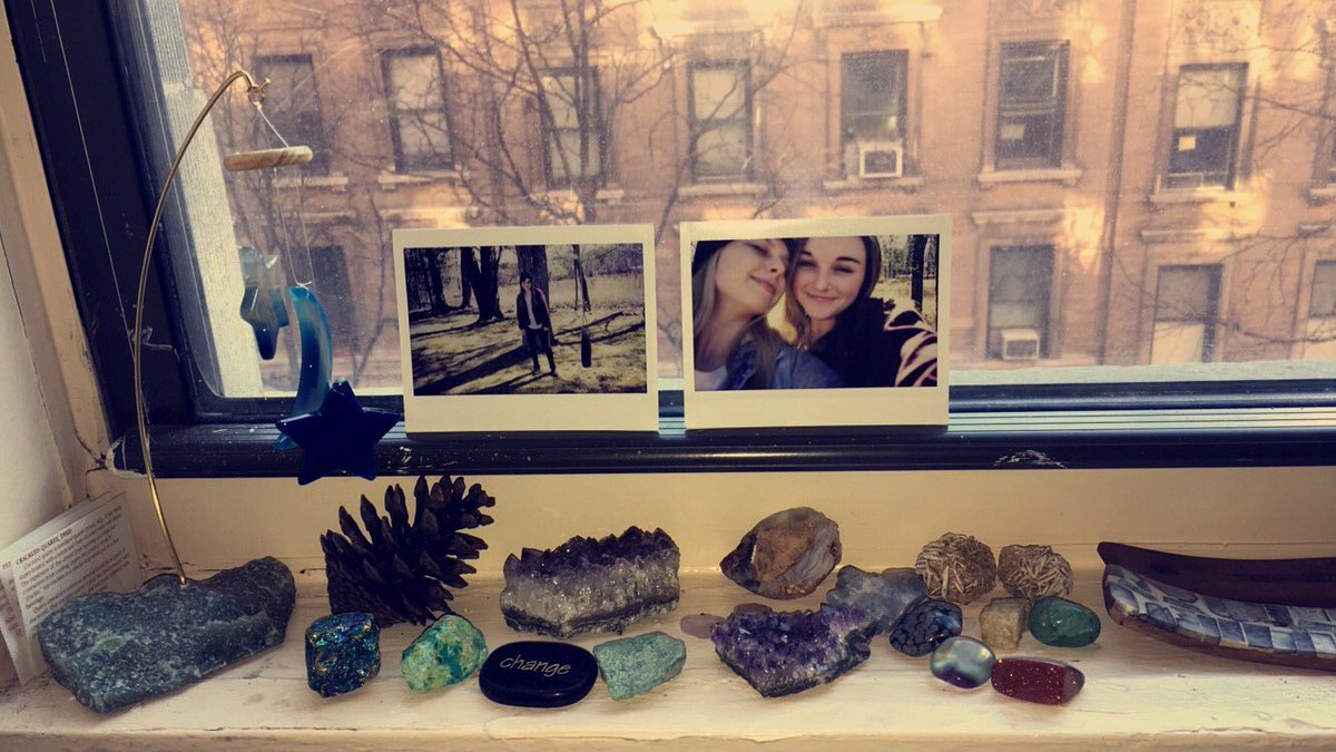 HaynesJulia3's tweet photo. It's @TayVaughn05 birthday!!! I love you so much! Wish I could spend it with you! 😭❣❣❣ https://t.co/pcf78VdhB3