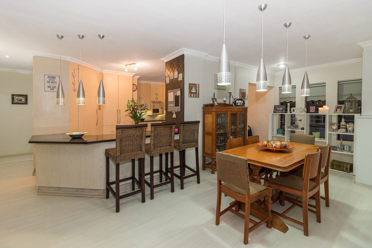 PurdonHelen's tweet photo. Four Bedroom Home with Sea Views in Port Alfred https://t.co/PO0W05CPoc #JointMandate #BuyingAHome #Harcourts #PortAlfred #PickMe https://t.co/gSnIWExhUm