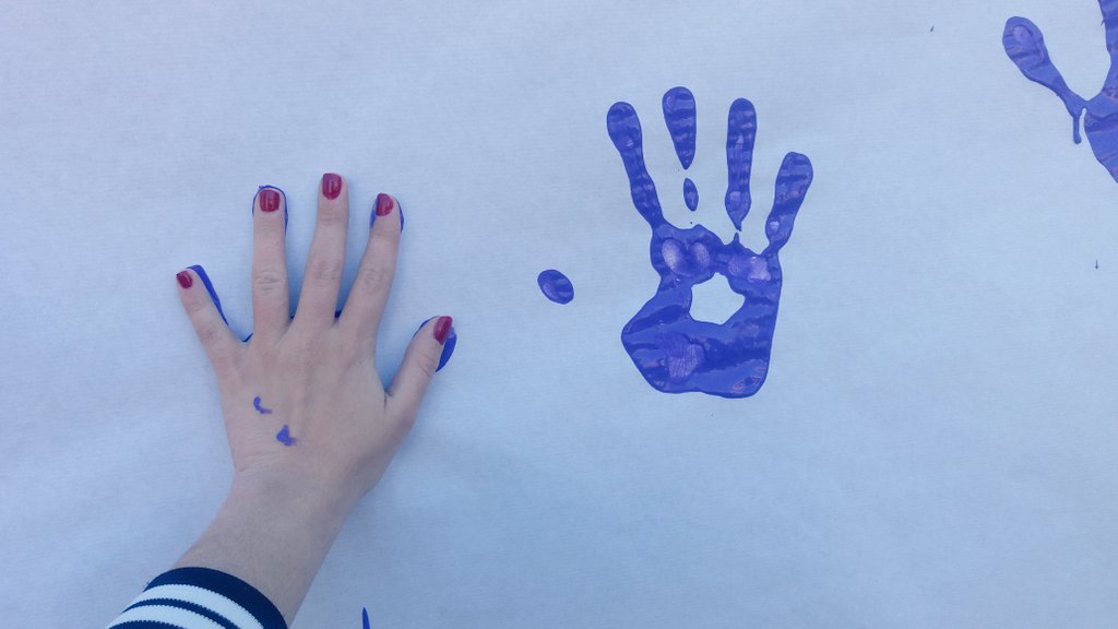 Nosotras ya hemos puesto nuestra mano ¿Te animas? #contralaviolenciamachista <a href="/CariatidesAF/">Cariátides ♀</a>