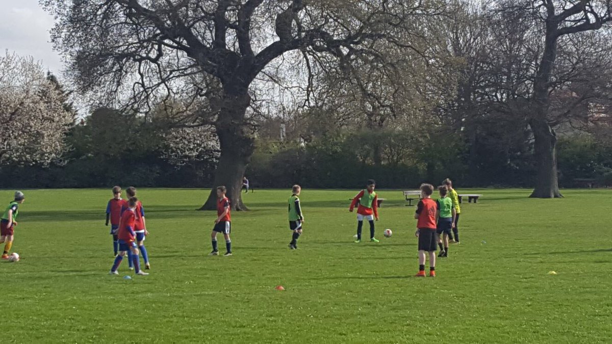 Theballschool's tweet image. Day 3 of On the Ball Soccer Schools Easter camp at Blakes Park!⚽️⚽️⚽️