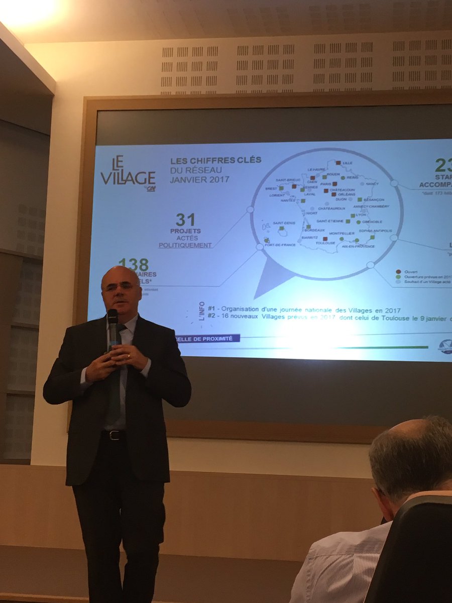 vthion's tweet photo. Seminaire managers du @C_A_Lorraine  avec @BertrandCorbeau DGA Groupe @Credit_Agricole . Vision partagée d'1 banque 100% humaine &amp;digitale👍 https://t.co/mDeldUFvIX