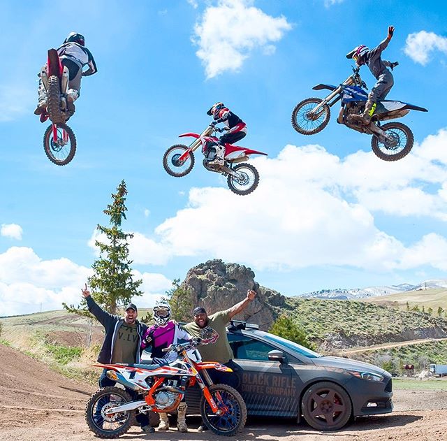 blckriflecoffee's tweet image. Happy Hump Day w/ @MANSportsInc Gavin Godfrey  @Art15Clothing #HumpDayHelp #CaffeineandHate