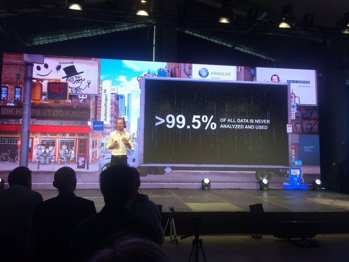 Audience_P's tweet photo. .@JacobLachmann "99.5% of all data is never analyzed and used" #nextmdk https://t.co/bglEWP6gY5