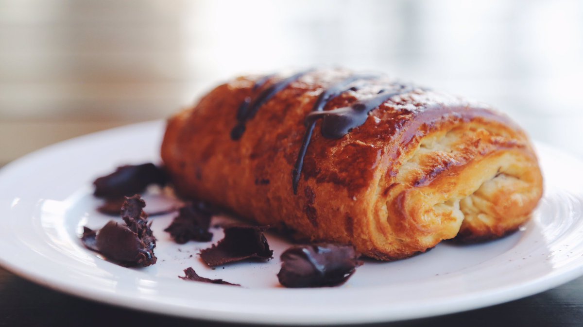 CapitalHotelET's tweet photo. Oh yes, we know how to do chocolate croissants!
#YourCityYourHotel #CapitalPastry #Ethiopia #Photography #Baking https://t.co/DIUdUZ7dyy