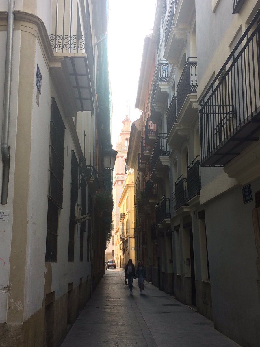 touristing2015's tweet photo. . #Valencia está llena de maravillosos rincones. ¿Te animas a descubrirlos con nosotros? Aquí os dejamos nuestra #fotografía del día 😍 https://t.co/gkuXap0zaV