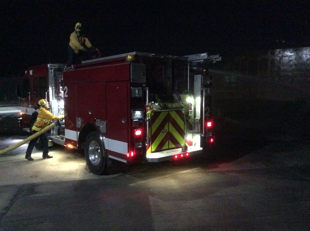 LakesideFire's tweet photo. LKS Engine 2 at night tower drilling on engine company tactics & deck gun operations; big fire needs big water! #engine2 #deckgun https://t.co/wxkJwK6Hhv