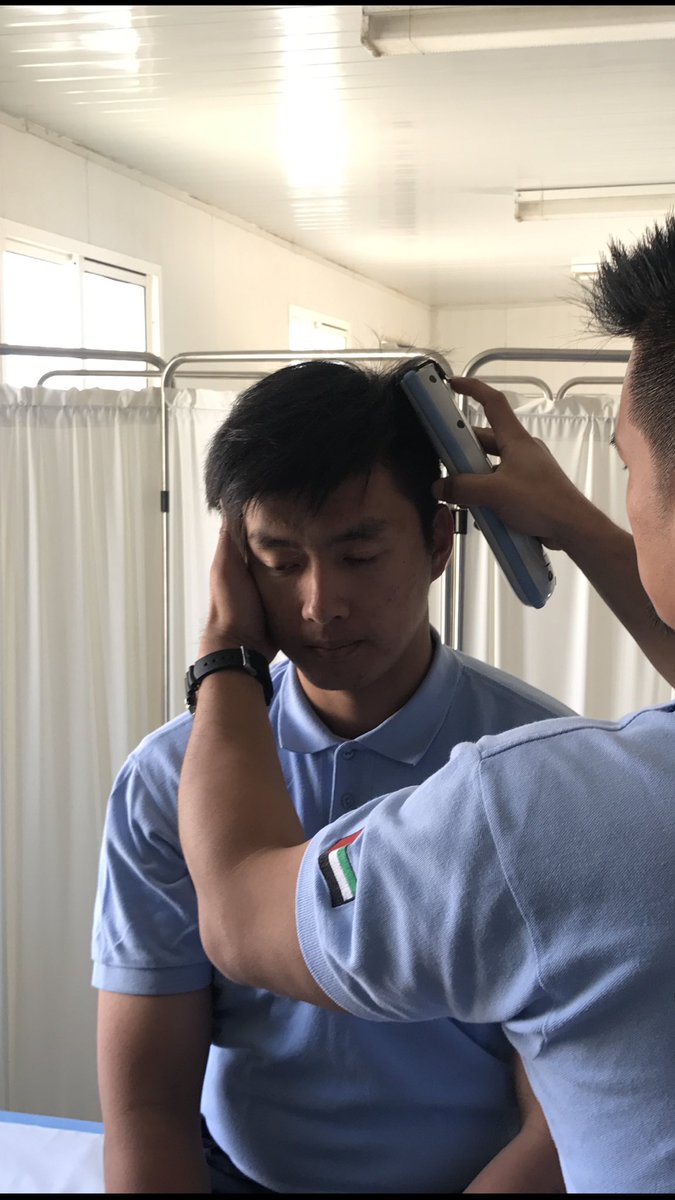 Skillshop's tweet photo. Demonstration and training on the #Infrascanner for Vincent and Patrick two excellent local EMTs here. Saw it used in heli yesterday. https://t.co/lgGnYXM2no