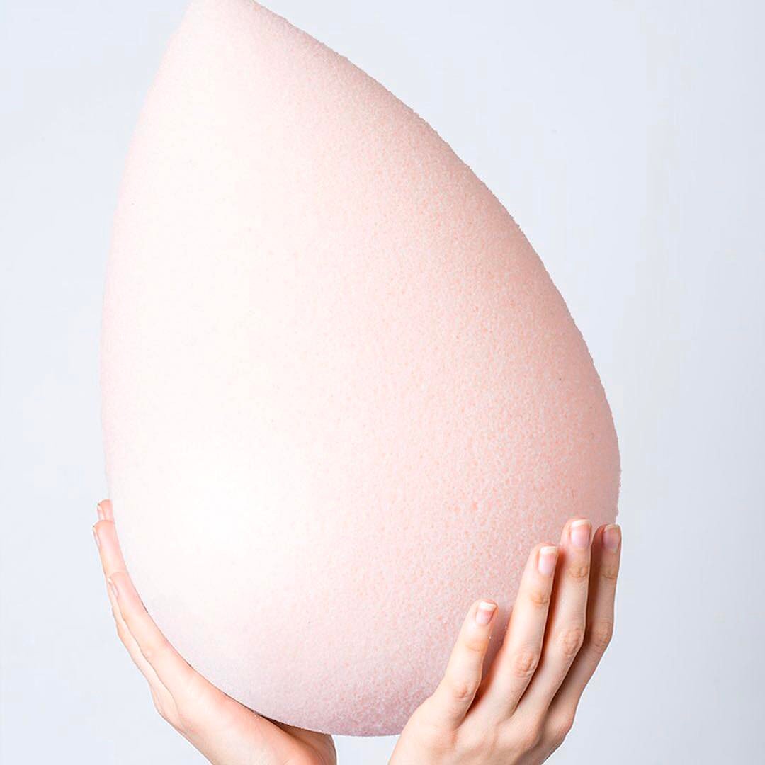 KLIP_shop's tweet photo. Velykos nebe už kalnų! Reikia dovanų?
#klipshop #beautyblender #velykos #dovanos #makeup
https://t.co/h08irqcPj9
Photo by beautyblender https://t.co/odrgNkdpSi