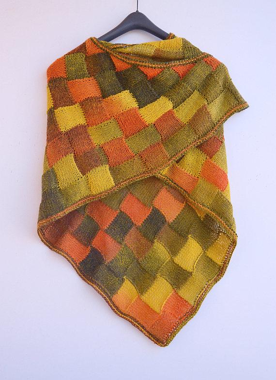 DosiakT's tweet photo. Autumn color enterlac shawl #shawl #enterlac #knitted #dosiakstyle #women https://t.co/3mGgaoiibw https://t.co/o4TwIxgikw