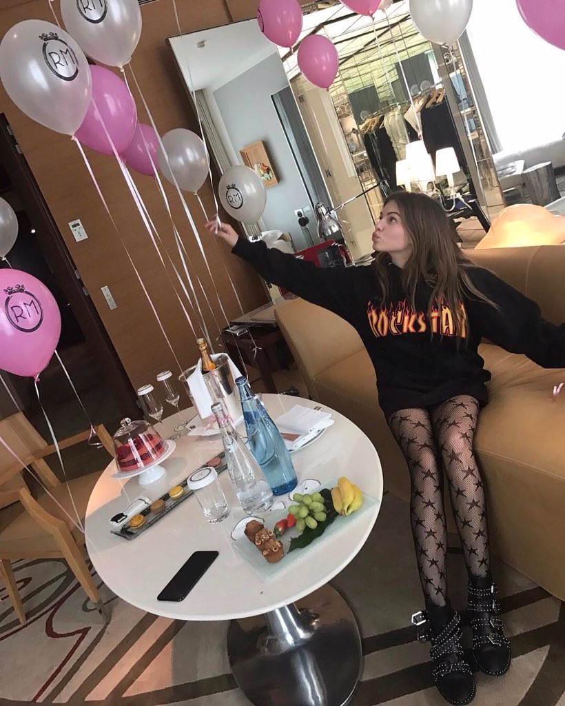 thylanebfann1's tweet photo. Happy my Thy I wish u hapiness and love ❤️❤️ @thylane https://t.co/aZhIgBoMAc