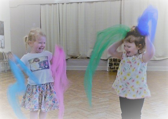 UnitedDance2's tweet photo. It's all fun and games for these future ballerinas. :smile: #wackywednesday #derby #dance #fun #uniteddance https://t.co/1twTTA7IjZ