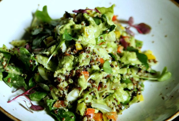 ifn's tweet photo. How to up your salads from good to great! Tips here >> https://t.co/C6xr8K4tRy #salads #saladtips #foodtips https://t.co/fuCUzuHArO