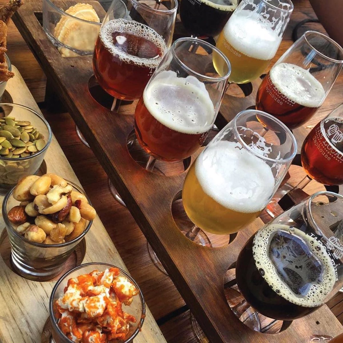 Midweek beers🍻 #MixedSix