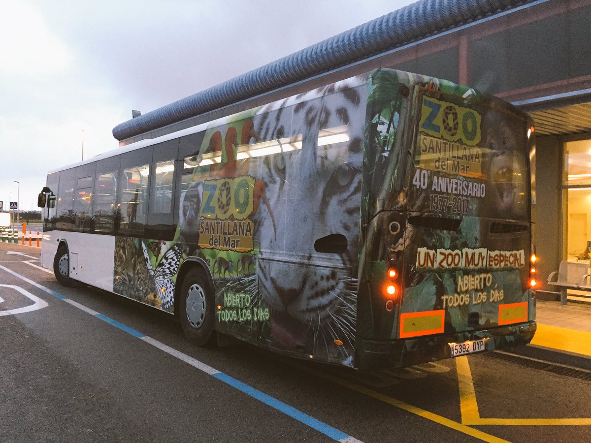 ContainerVisual's tweet image. Si vas desde el #aeropuerto santander a #santander veras nuestra nueva aplicación de vinilo para #zercana y el #zoodesantillana