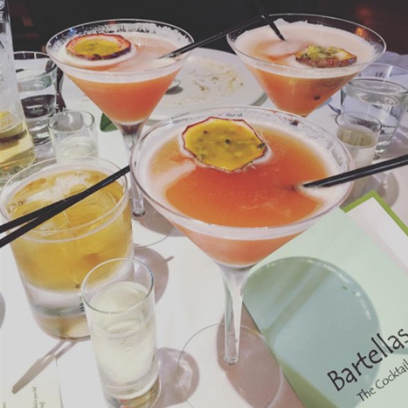 BartellasDining's tweet photo. We love seeing the photos you post on social media ~ please keep shaing them! Here are some of your great pics ~ https://t.co/5FMsRJLDaa https://t.co/QGhhlLEfaH