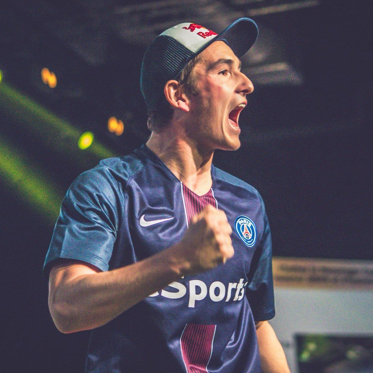 AggeRosenmeier's tweet photo. I am giving away 1 signed @PSGeSports shirt with #AR19. RT &amp; Follow for a chance to win ! https://t.co/ew933JCeSW