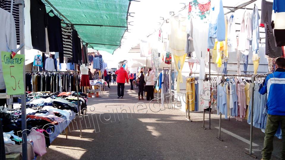 El Mercadillo de #Montijo se estrenará mañana en su nueva ubicación: goo.gl/4EQ9go #Badajoz #Extremadura