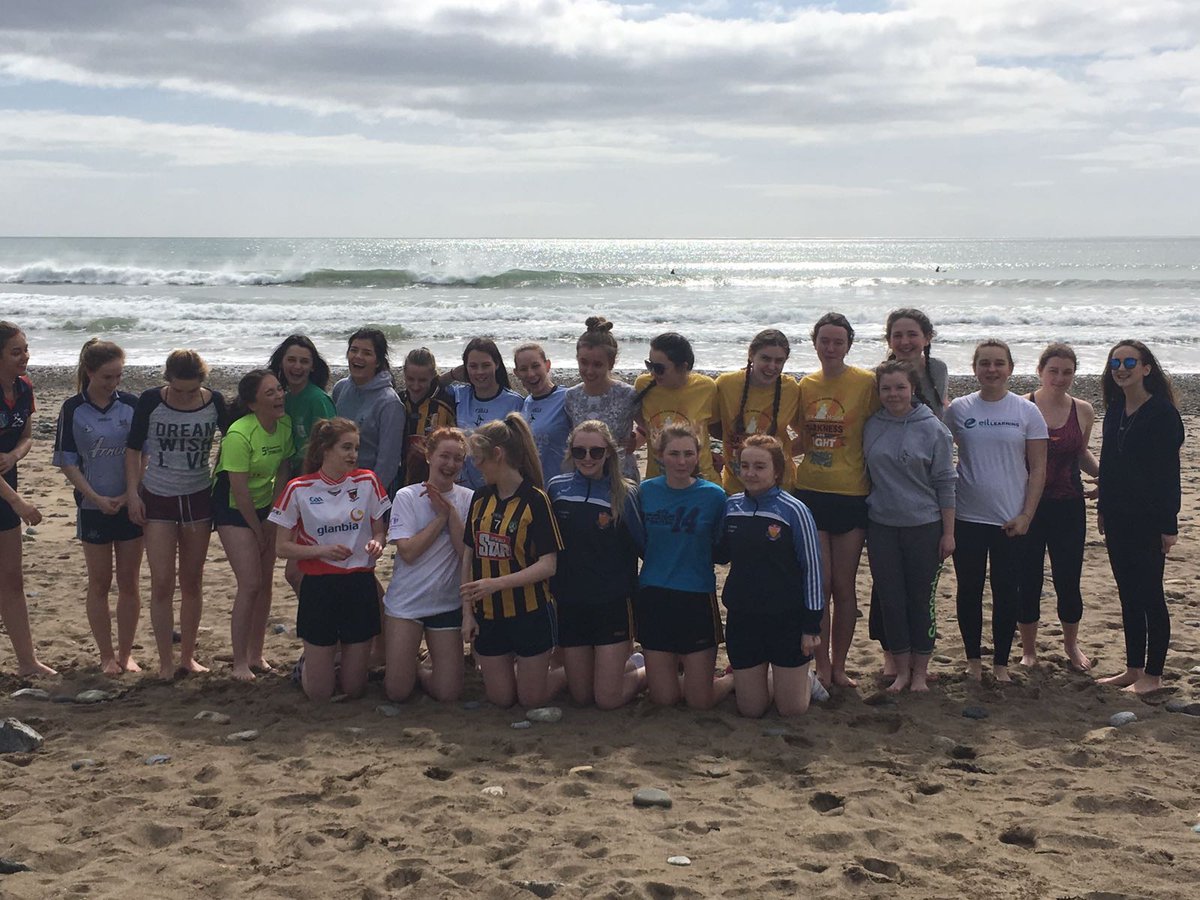 StBrigidsKk's tweet photo. Our 5th year LCVP class had a great day yesterday as they braved the Icy sea waters at Tramore for Charity https://t.co/3enHUCIF3l