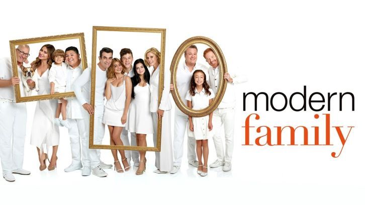 tvdosage's tweet photo. Modern Family Season 8 Episode 19(Finale) Frank's Wedding Promo #modernfamily #finale #… https://t.co/DISZDeQYPL https://t.co/XVFbe8X5T5