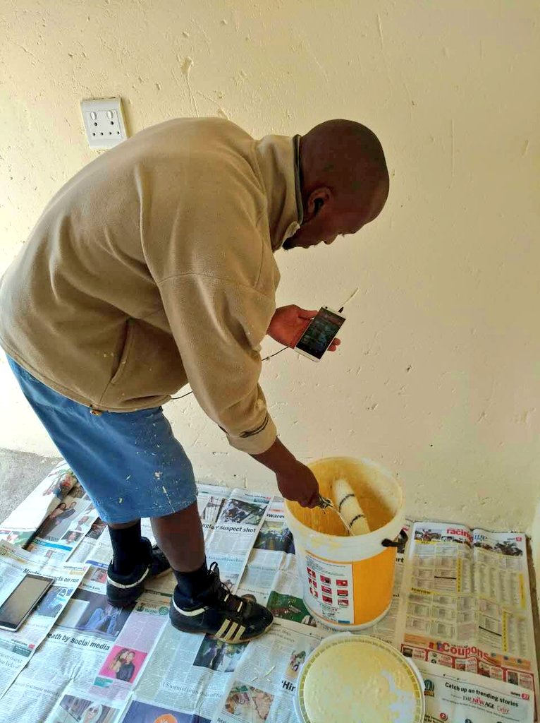 1RADEBE_'s tweet photo. I'm listening to @TouchHDOnline while painting my grandmother's house before Good Friday  #TouchBoost https://t.co/fz0OAhkeaX
