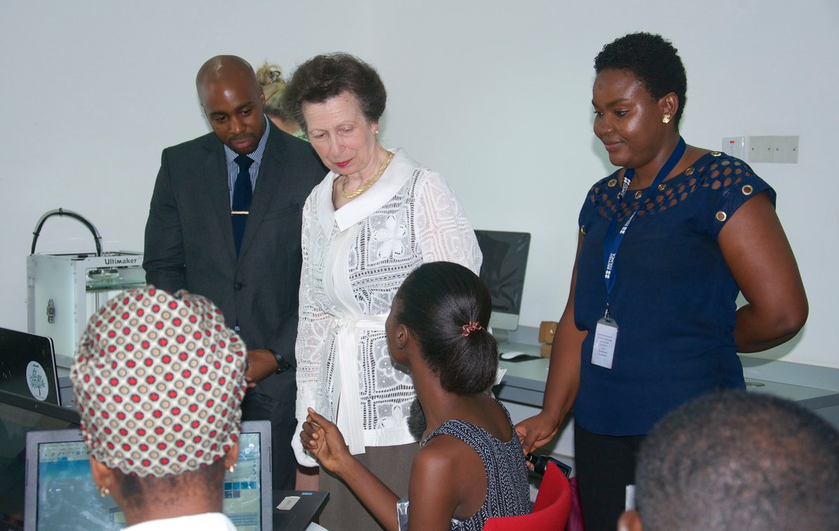 #ARoyalVisit Queen Elizabeth’s daughter Her Royal Highness,Princess Anne visits Ghana ow.ly/j03P30azYAo