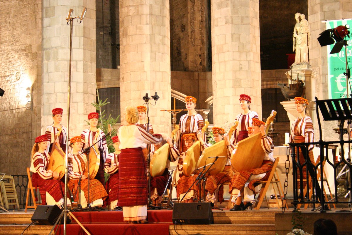 CreativTourism's tweet photo. #performingtour #interprétez un #concert à #Barcelone #choeur #orchestre #musique #conservatoire https://t.co/oxgU8pox3q #tourismecréatif https://t.co/SnVSRqUGgW
