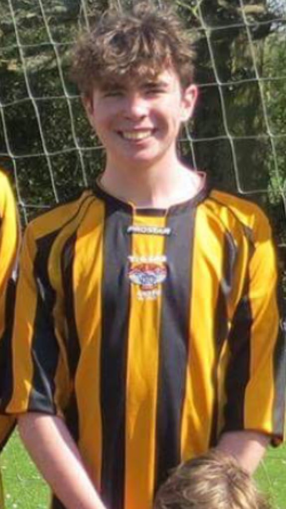 OPTFCTigers's tweet photo. #optfc #bengals #u16 https://t.co/hS8bz30l4v