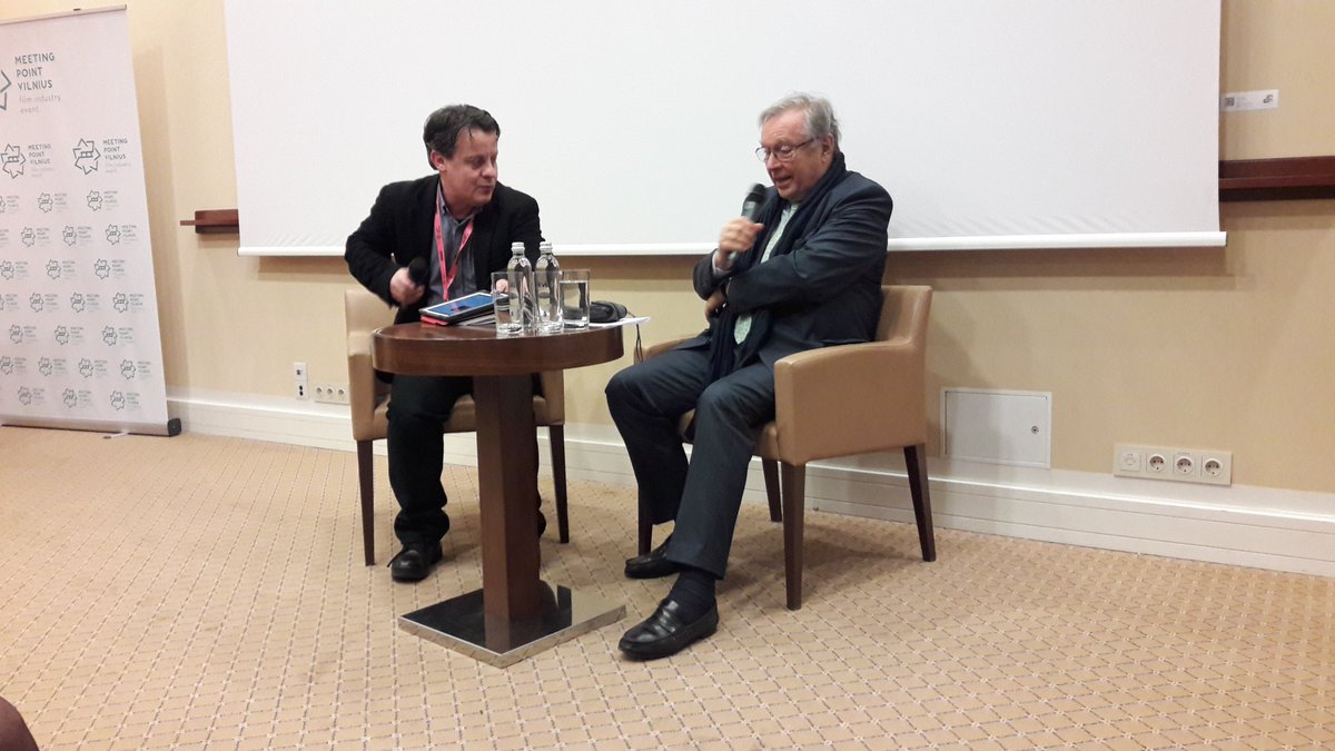 filmsfrompoland's tweet photo. #Wilno Reżyser Krzysztof Zanussi rozmawia z dziennikarzem @michaelgubbins Michaelem Gubbinsem @VilniusFilmFest #MeetingPointVilnius https://t.co/V1IuffMOrY