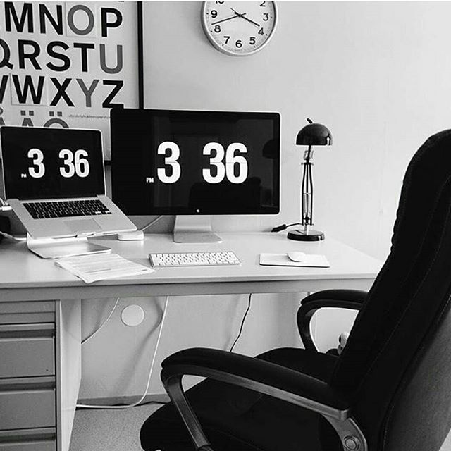 raindesigninc's tweet image. Show us how you work. Do you hook your laptop up with an external display? Or do you prefer to work off your laptop itself? #HomeOffice