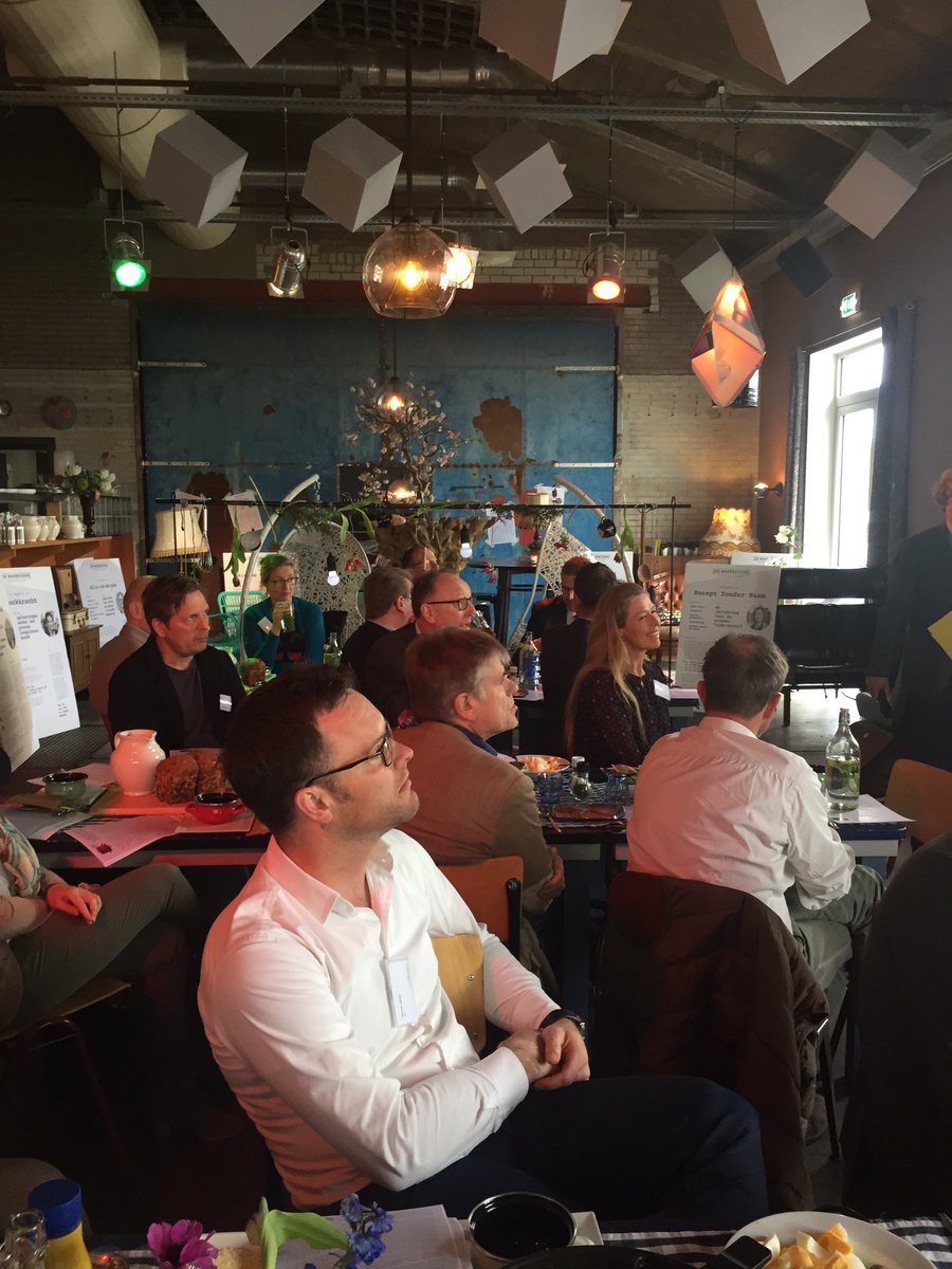 De <a href="/De_Woonkeuken/">De Woonkeuken</a> is van start gegaan, recepten.. koken en proeven! #Proefderuimte <a href="/Dokh2o/">DOK H2O</a>