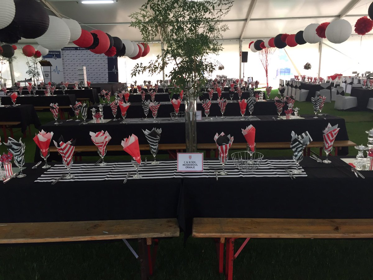 StMarysWaverley's tweet photo. The opening dinner venue is ready for the 32 teams participating in the @Investec #SMSHockeyFest https://t.co/a8rwMay6Rw