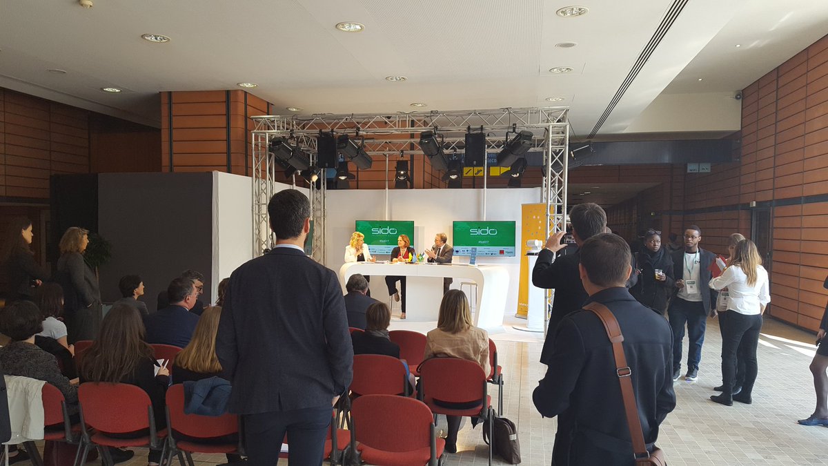 blanc_etienne's tweet image. LT Faire comprendre à l&apos;Europe qu&apos;elle a tout intérêt à écouter ce que les Régions des 4 moteurs ont à dire #techregion #numerique