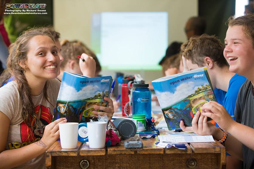 divedownbelow's tweet photo. We provide a safe and super fun learning environment for our PADI courses - #Learn2Dive today at @divedownbelow! https://t.co/5iTL4qbHpA https://t.co/GVVhIgItzB