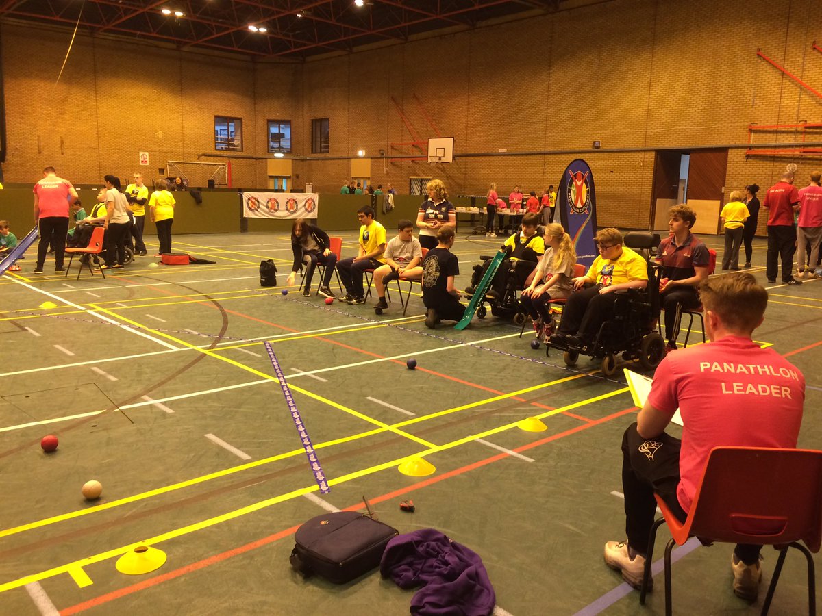 HowardPanathlon's tweet photo. @Panathlon @gogateshead close game of Boccia between @percyhedley @PH_Sports, Sir Charles Parsons and Hexam Priory #teenspirit https://t.co/DmYLAJn5PM