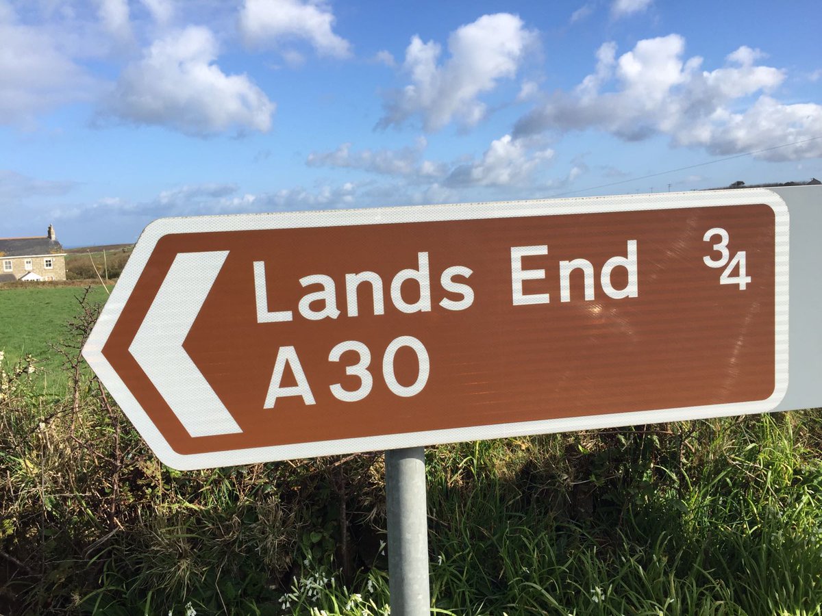 BelowGroundDW's tweet image. Our drainage teams have been very busy in the lovely #landsend today!