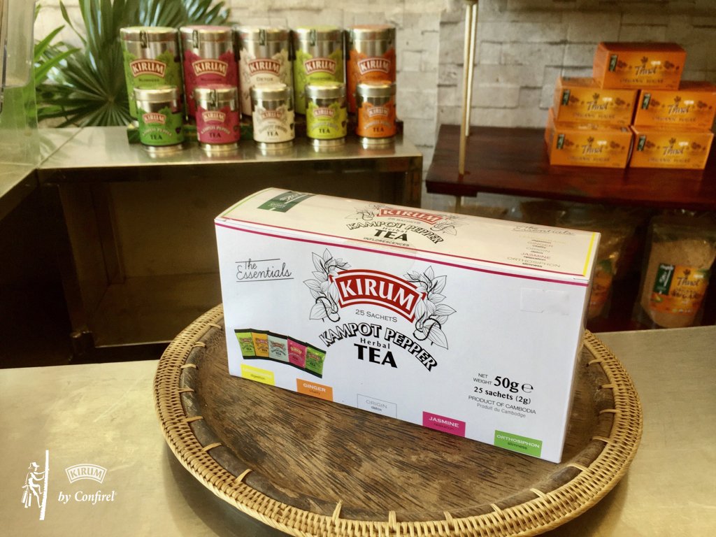 confirel_fr's tweet photo. Le dernier-né de la gamme Kirum, l'essentiel de nos inflorescences de poivre de #Kampot en sachets #Confirel #AuthenticKhmerProduct https://t.co/1nmifSXh4y