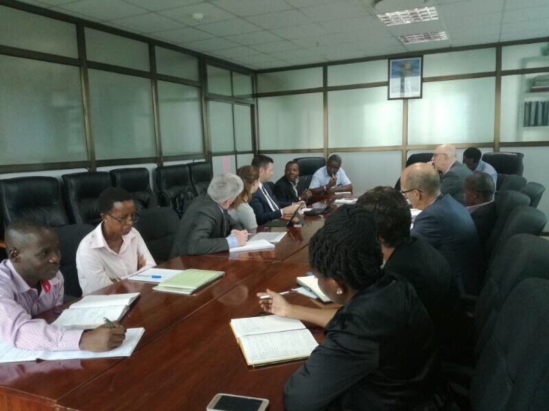 neemalugangira's tweet photo. Khalid of #TeamPolicy with Dutch Delegation on Land Mission had a superb meeting with the National Land Use Planning Commission #NLUPC https://t.co/0SjQhILw9U