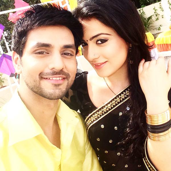 RVdanIshani's tweet photo. The best on-screen couple #IshVeer #RanveerIshaniIndosiar @radhikamadan01 @shaktiarora https://t.co/nNwSBaL4lM