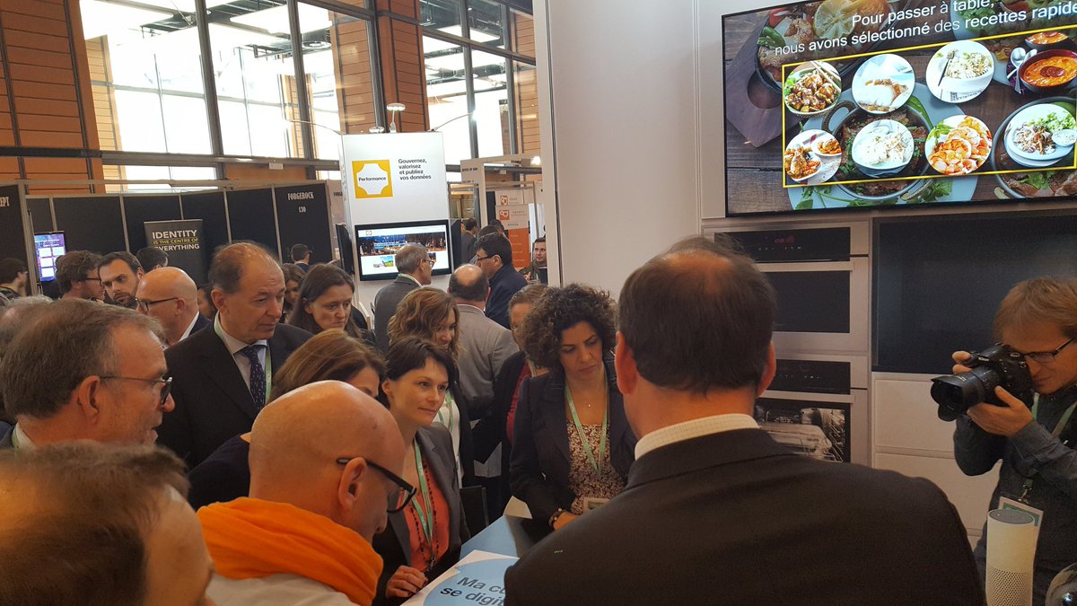 blanc_etienne's tweet image. Nous sommes sur le @SIdOevent avec @juliette_jarry pour valoriser la #techregion @auvergnerhalpes et notre coopération avec les 4 moteurs