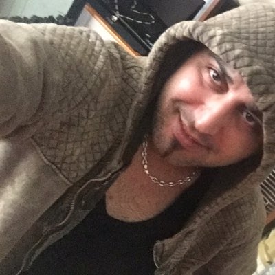 armgn_54's tweet photo. #YeniProfilResmi https://t.co/mYEXOnXiGS