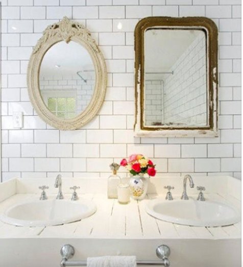 decorget's tweet image. **Inspiration of the day: Place different vintage pieces together to add personality to the room ! ( Image : Style Carrot Blog)