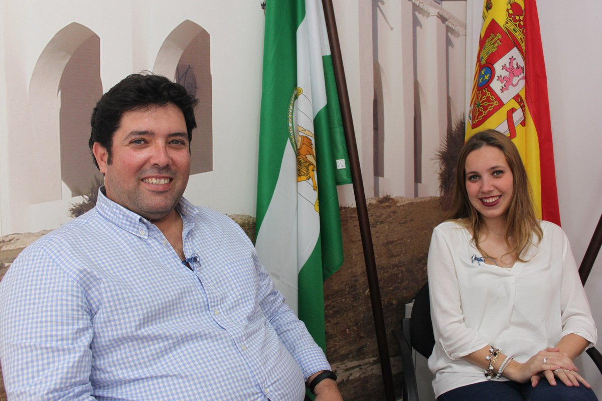 La entrevista al alcalde <a href="/antonioenamorao/">Antonio Enamorado</a> por <a href="/anabelrinro/">Anabel Rincón</a> para el programa #Tiempodetertulia en <a href="/TeleLora/">Telecable Lora</a>, hoy miércoles a las 22.00 horas