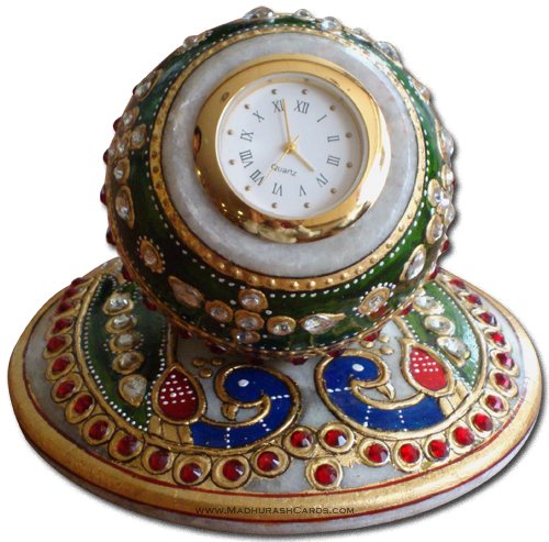 MadhurashCards's tweet photo. #traditionalgifts not only enhances the décor of house bt also welcomes the Goddess of wealth &amp; prosperity. Buy @ https://t.co/rJEMdenZPs https://t.co/5dRvgCKiXI