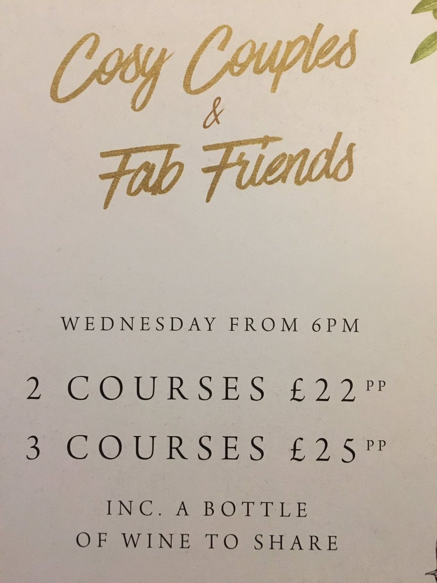PrincePrincePub's tweet photo. #Datenight at #theprinceofwales Who do you bring? Tag a #friend to enter the draw for free #fizz tonight #pcp https://t.co/x4rhuvOid6