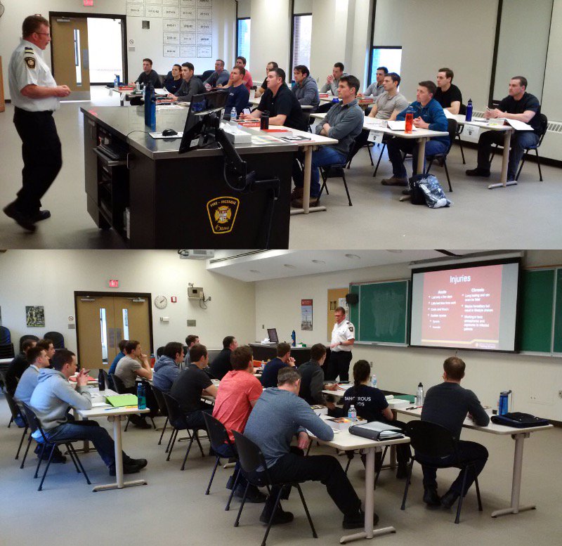 OttFire's tweet photo. #OttawaFire welcomes new recruits. Introducing class 2017-01 embarking on their firefighting career! Good luck! #julygraduation #drillschool https://t.co/bpqSrvVz0U