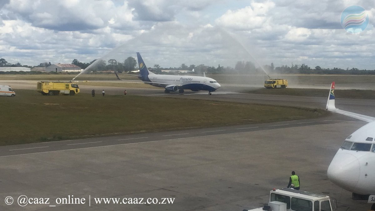caaz_online's tweet photo. #MauyaRwandAir , @FlyRwandAir launched the inaugural Kigali Harare 4 weekly service today. https://t.co/4weIy6rrAR