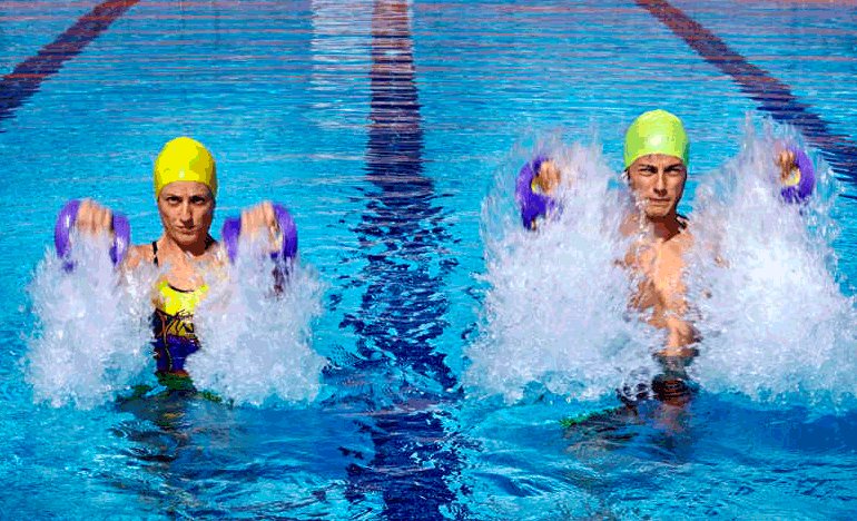 Leisis__'s tweet photo. 🕑 ¡Hora de ponerse en forma para el verano con #Leisis!
👉 5 #ejercicios para #tonificar tu cuerpo en la #piscina ➡ https://t.co/hBDD1Ae1Sj https://t.co/fPT5M6Ge3b