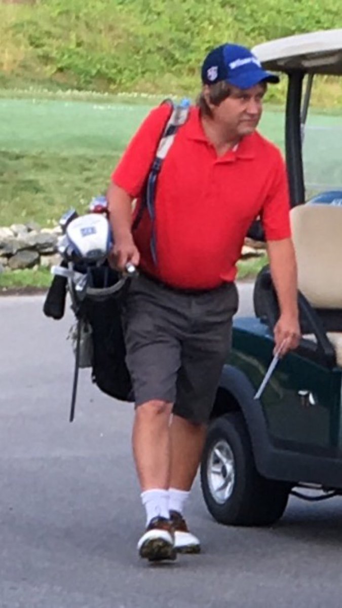 Happy bday to the man himself😂<a href="/LukeDesaulnier/">Lucas</a>