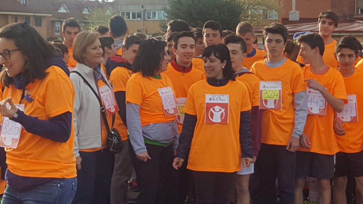 aytosanandres's tweet photo. Enhorabuena al @iessanandres por la carrera solidaria a favor de @savetheChildren . ¡Qué orgullosos estamos de l@s chic@s de #SanAndres! https://t.co/kIHT1LybaD