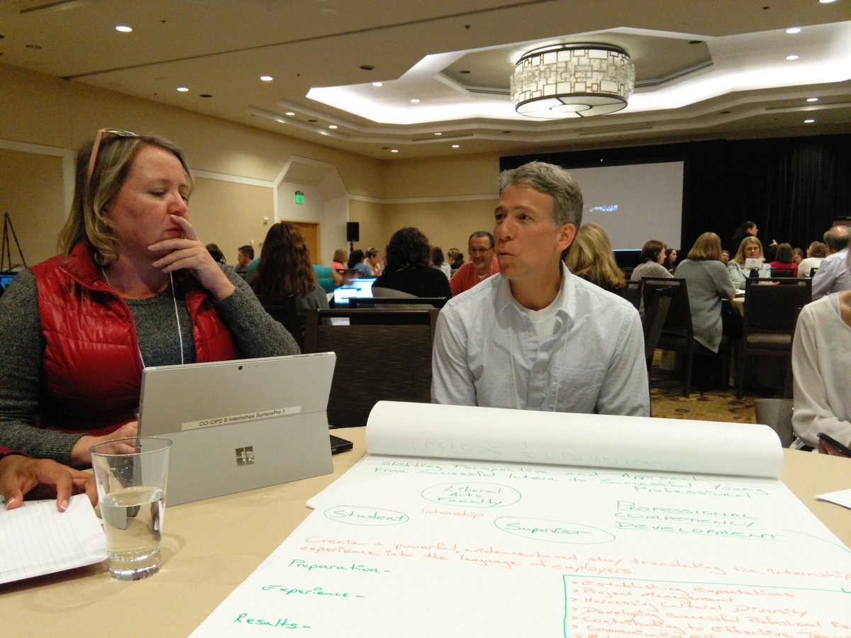 MSU_CareerCtr's tweet photo. #CEIA2017 It's snowing outside in Denver, but inside sleeves are rolled up &amp; it's all about preparing for career success through internships https://t.co/9oHJG2mdhv